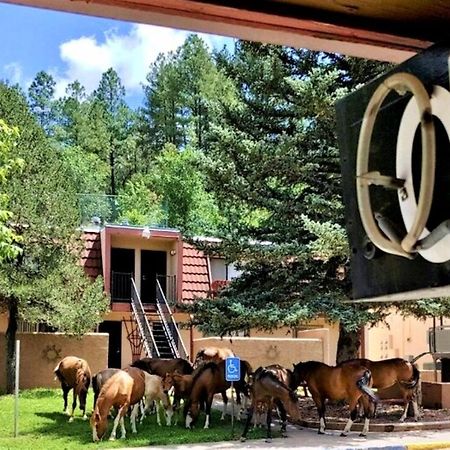 Pinecliff Village Resort Hollywood Экстерьер фото
